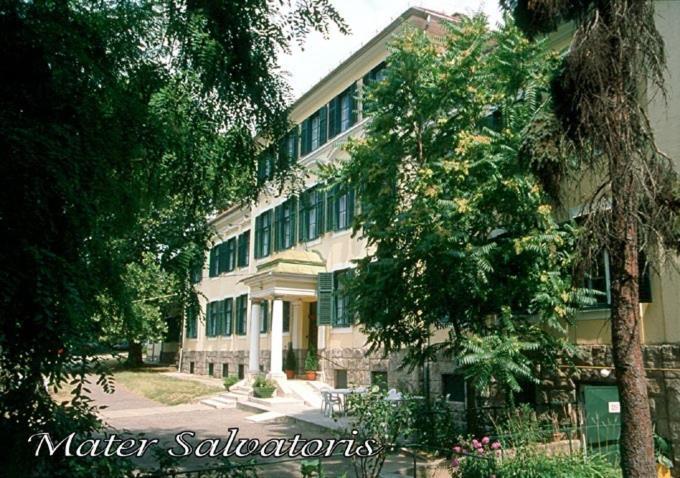 Готель Mater Salvatoris House Геделле Екстер'єр фото